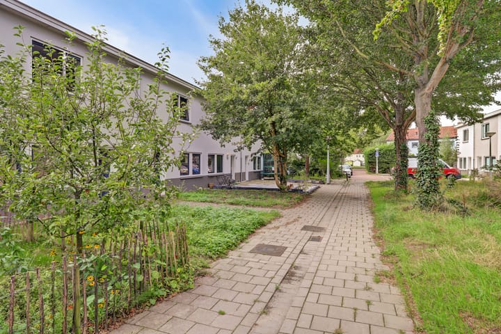 Foto 4 van Aardbeistraat 16