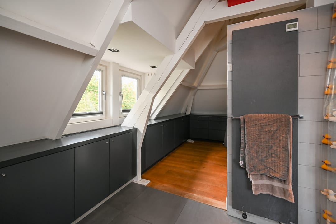 Photo 32 of Pieter de Hooghlaan 53