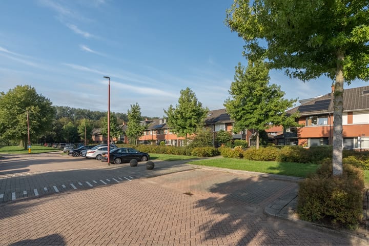 Hoekwoning te koop: Ferdinand Bolhage 28, Nieuwegein