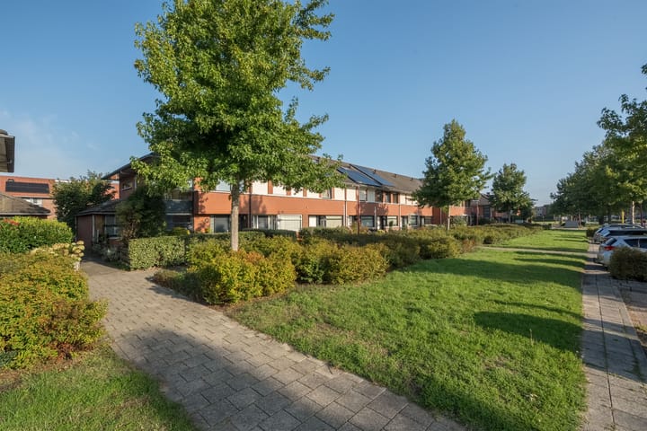 Hoekwoning te koop: Ferdinand Bolhage 28, Nieuwegein