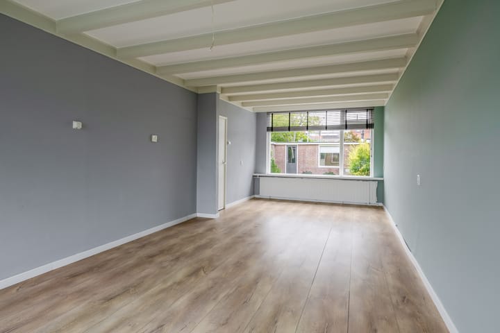Tussenwoning te koop: Gravin Machteldplantsoen 32, 'S-Gravenzande