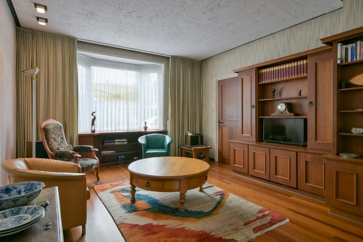 Tussenwoning te koop: Rijksweg Zuid 190, Geleen