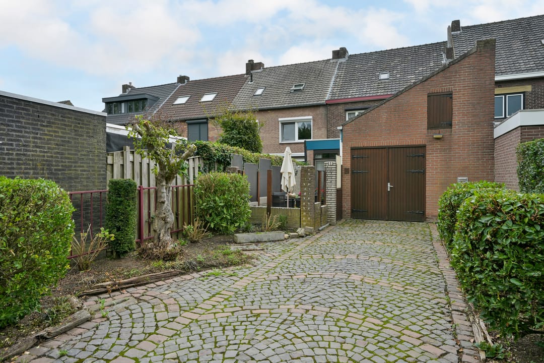 Foto 17 van Rijksweg Zuid 190