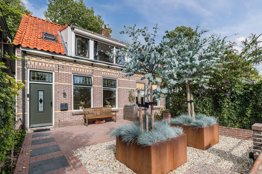 Foto 1 van Zuidzijde 25