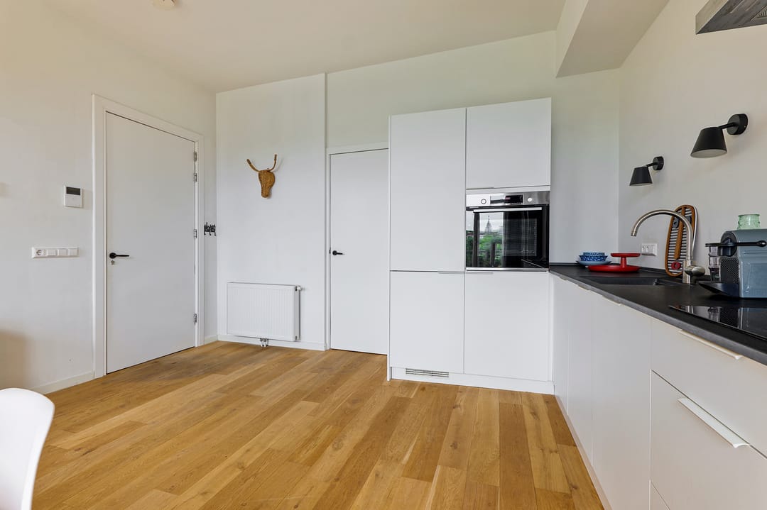 Photo 13 of Tesselschadestraat 5-C