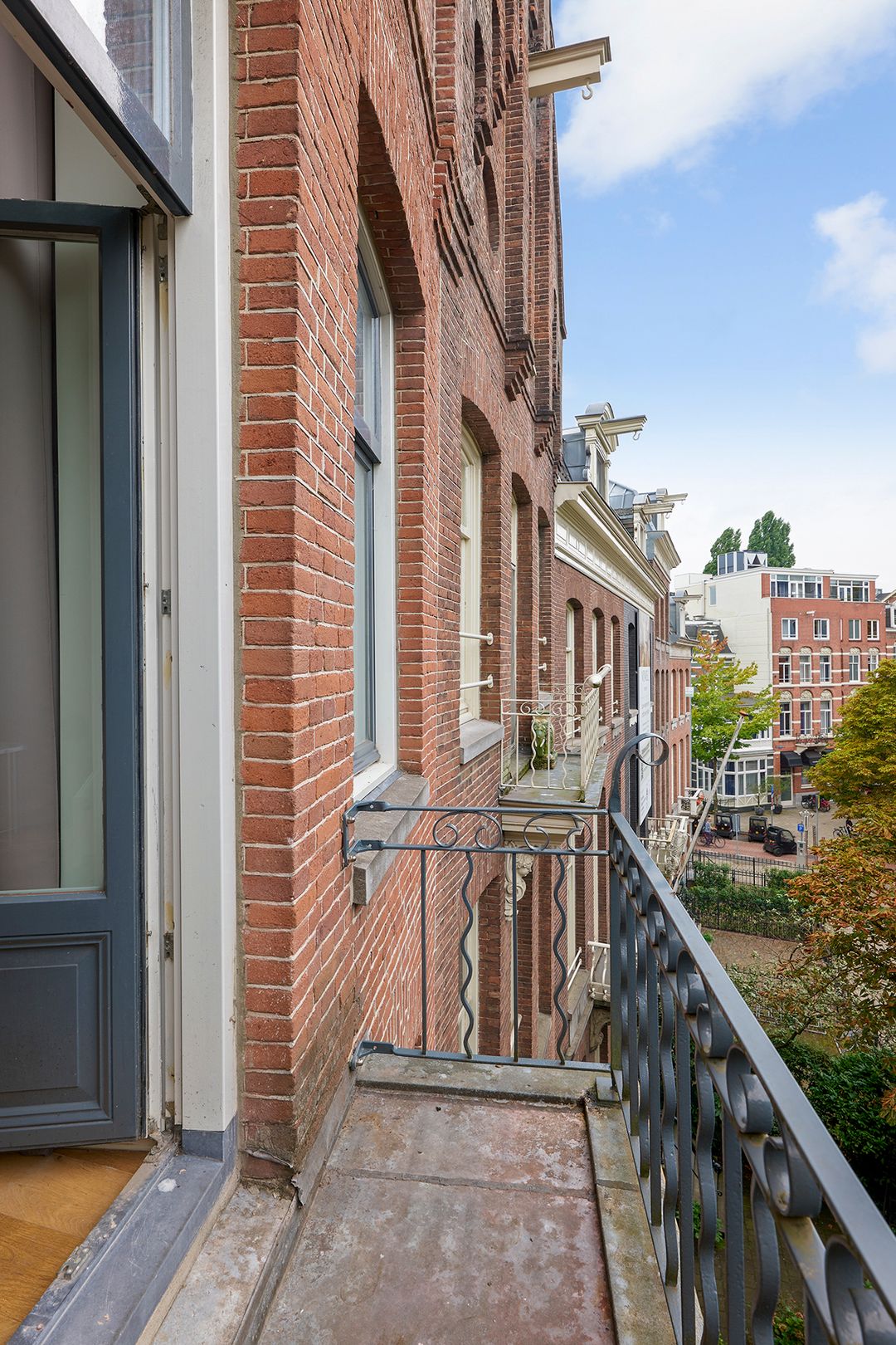 Photo 22 of Tesselschadestraat 5-C