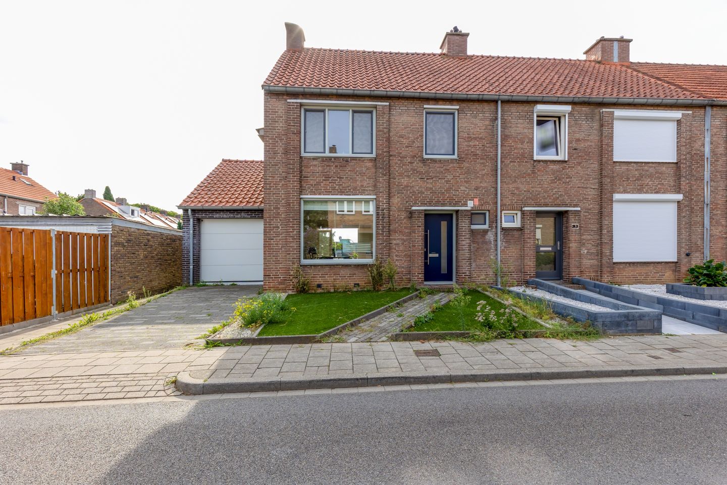 Foto 5 van Mgr. Feronstraat 1