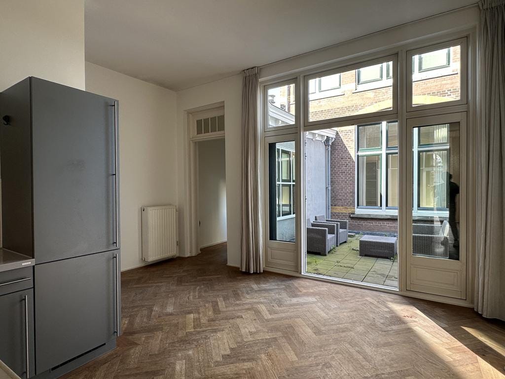 Photo 11 of Hoogstraat 30-B
