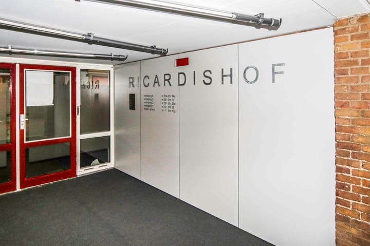 Studio te koop: Ricardishof 28, Delft