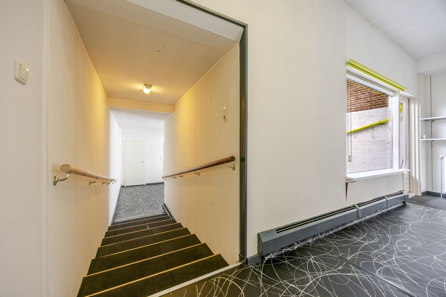 Photo 29 of Willemstraat 6