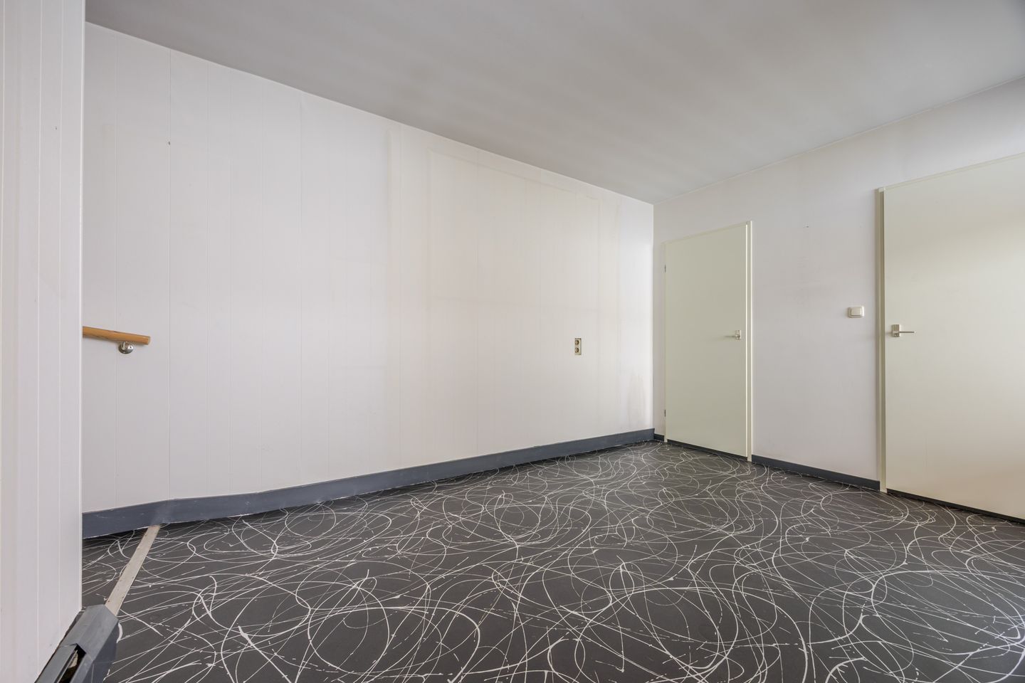Photo 34 of Willemstraat 6