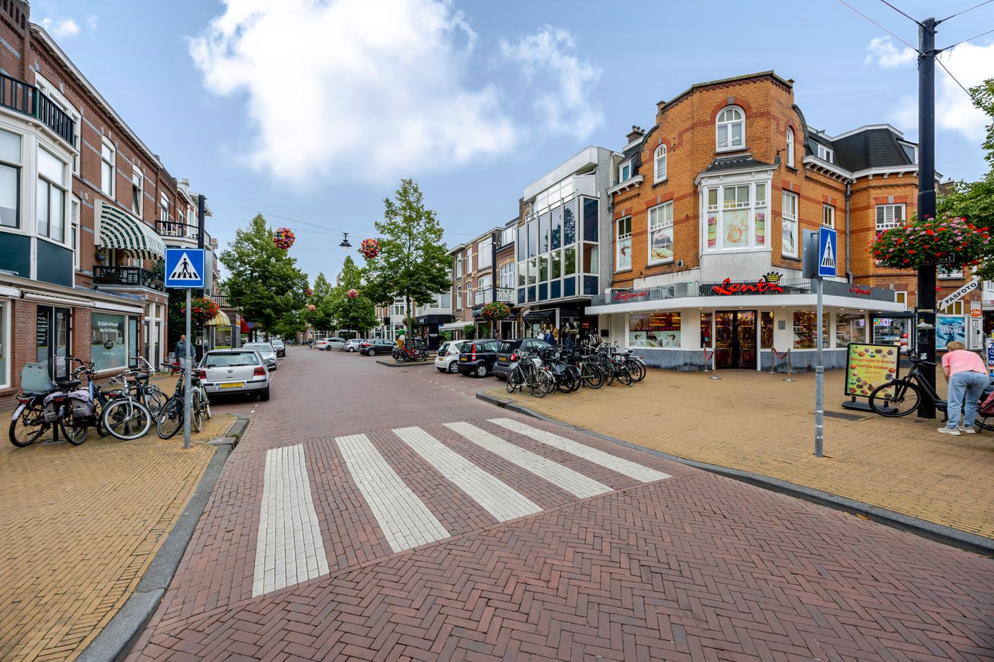 Photo 44 of Willemstraat 6