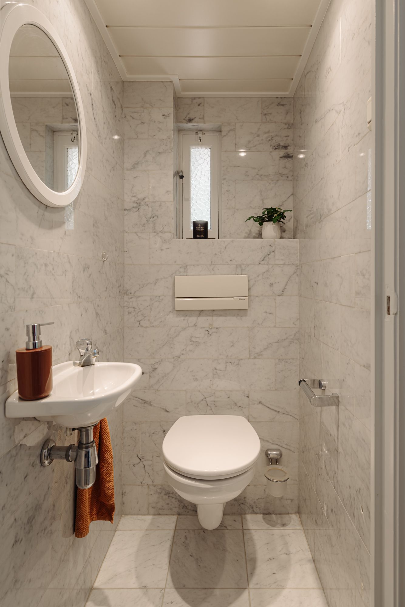 Photo 15 of St. Annepad 36