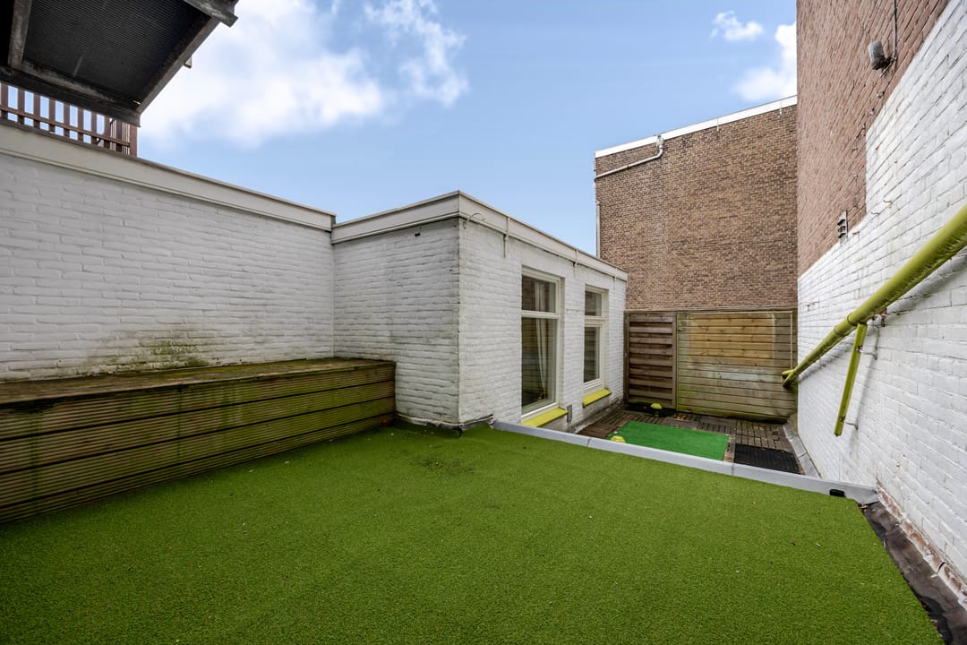 Photo 22 of Willemstraat 6