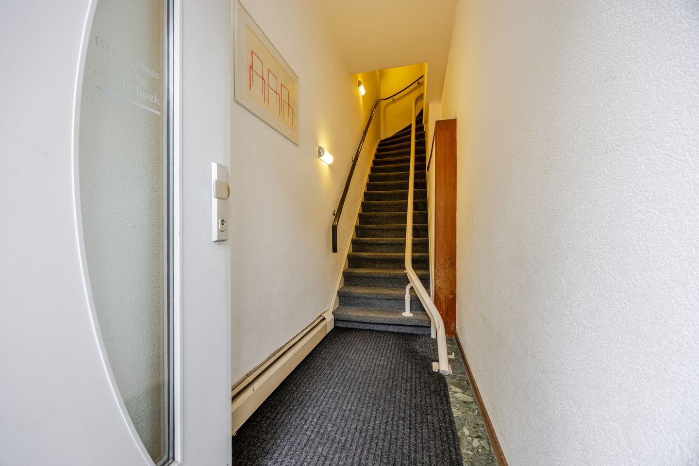 Photo 40 of Willemstraat 6