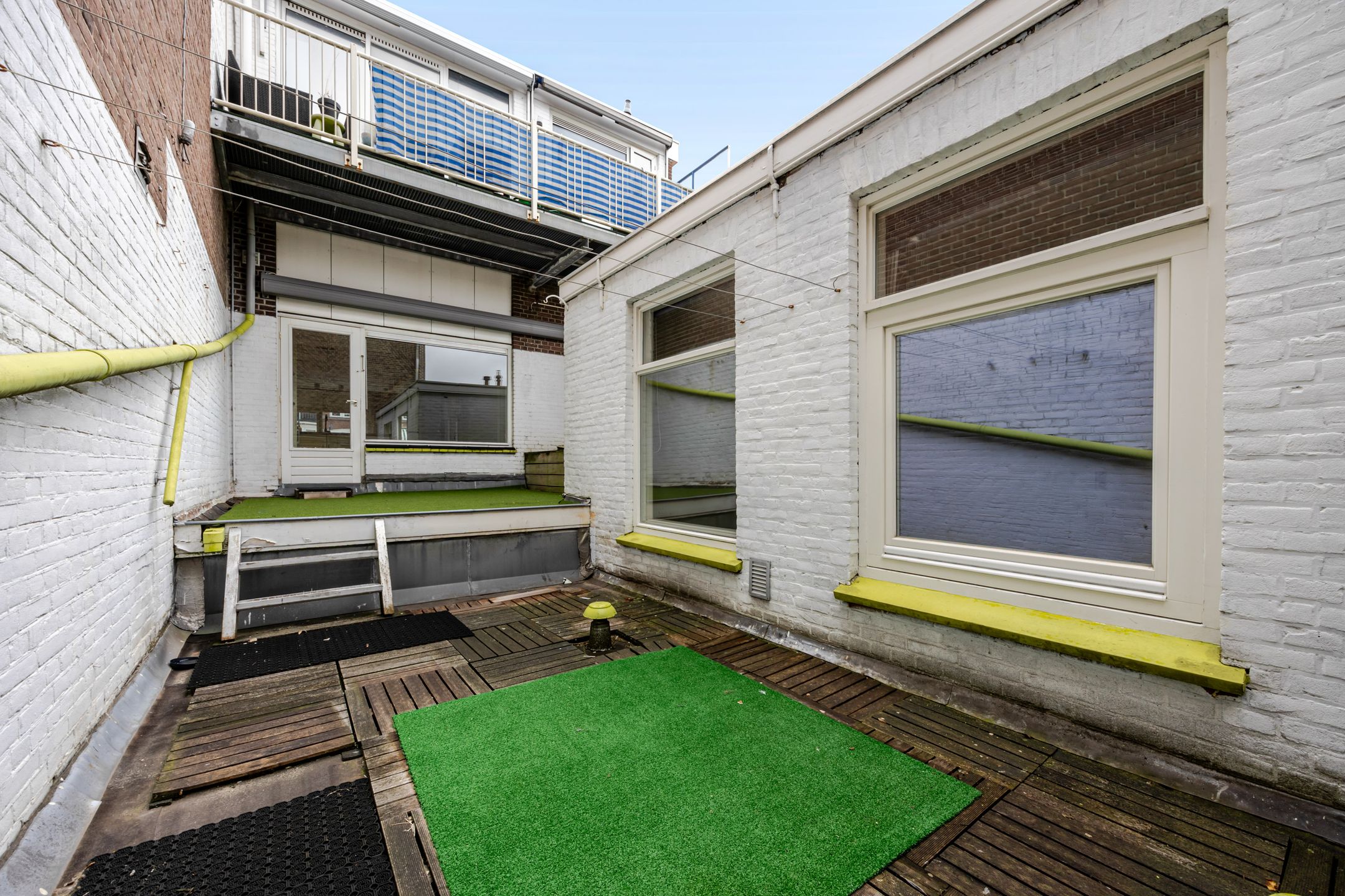 Photo 24 of Willemstraat 6