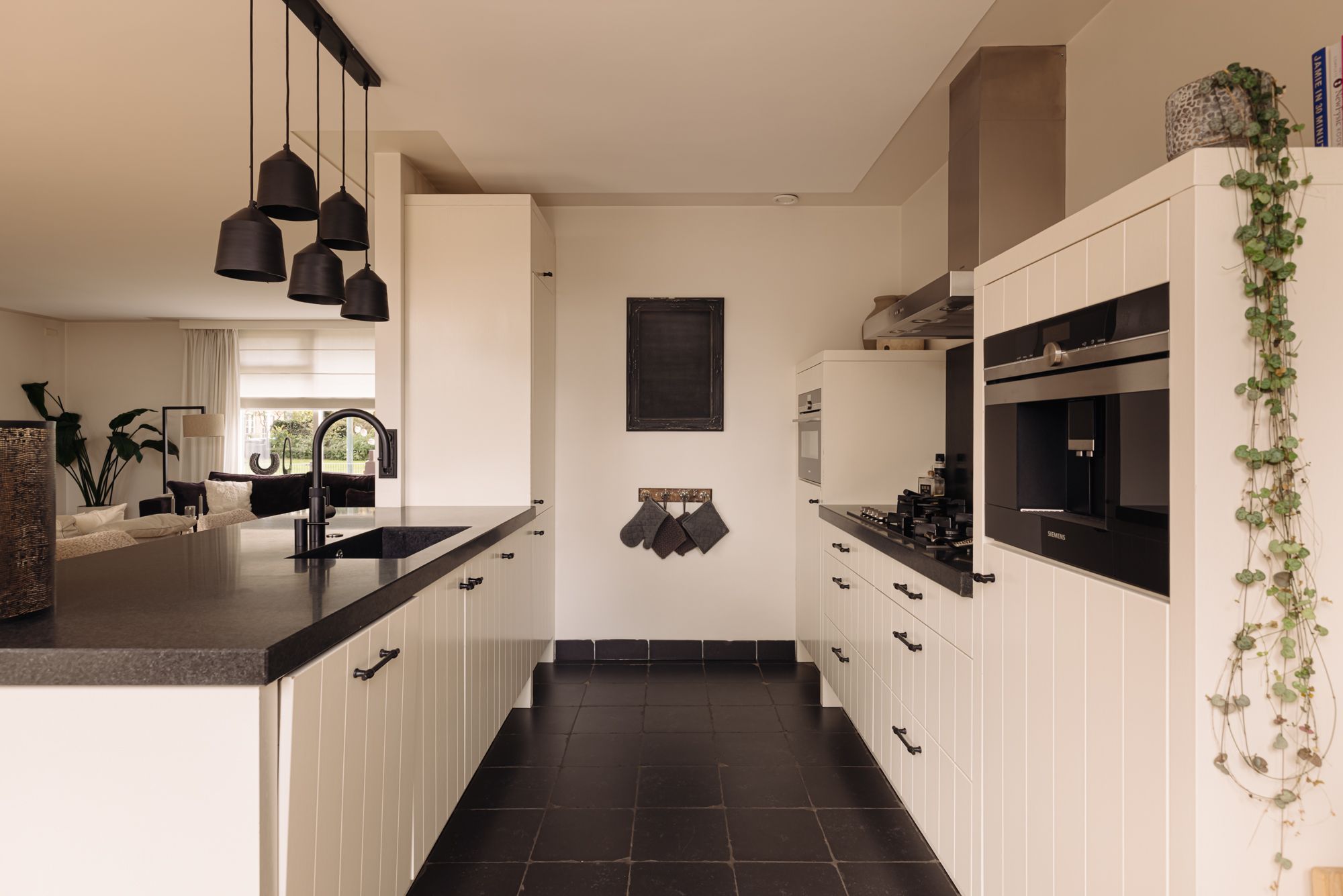 Photo 12 of Van Montfoortlaan 20
