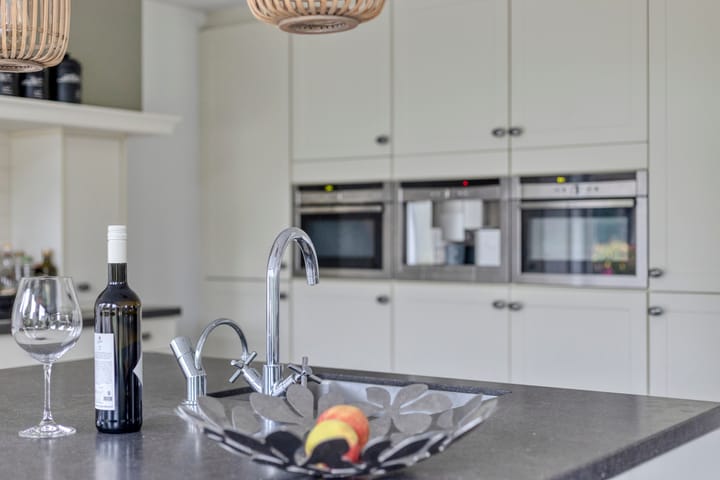 Hoekwoning te koop: Hoevelakenseweg 130, Terschuur