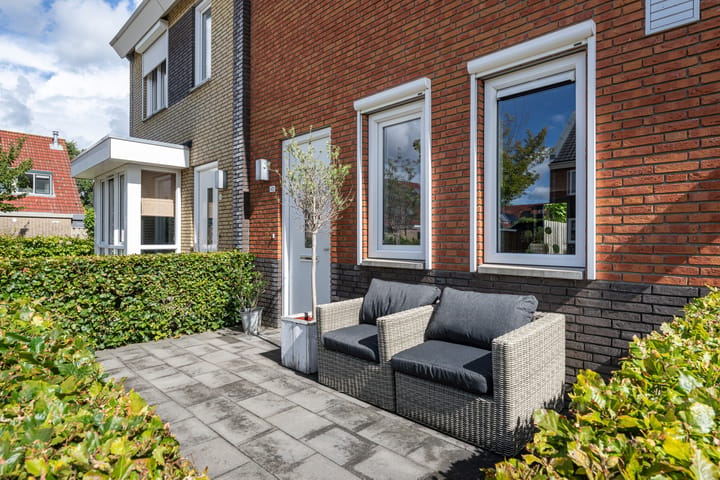 Photo 2 of Molenplein 10