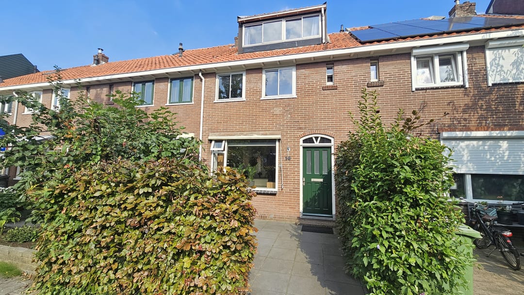 Foto 1 van Esdoornlaan 10