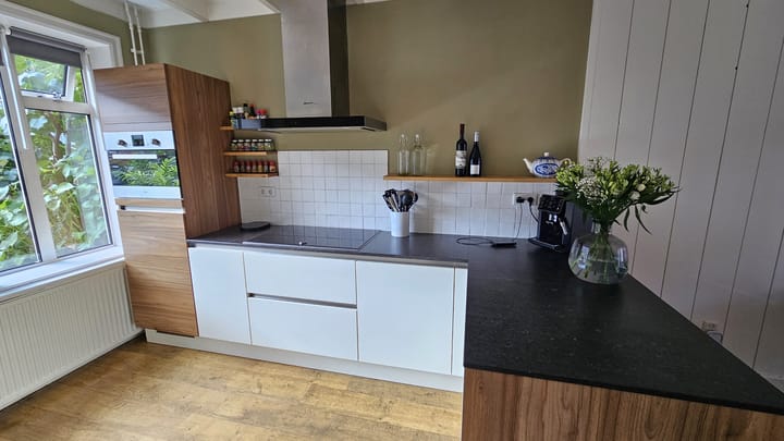 Tussenwoning te koop: Esdoornlaan 10, Zaandijk