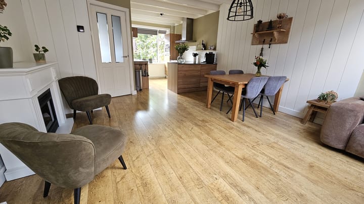 Tussenwoning te koop: Esdoornlaan 10, Zaandijk