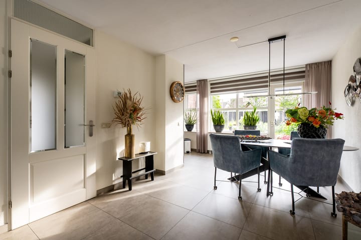 Hoekwoning te koop: Thorbeckelaan 105, Roosendaal