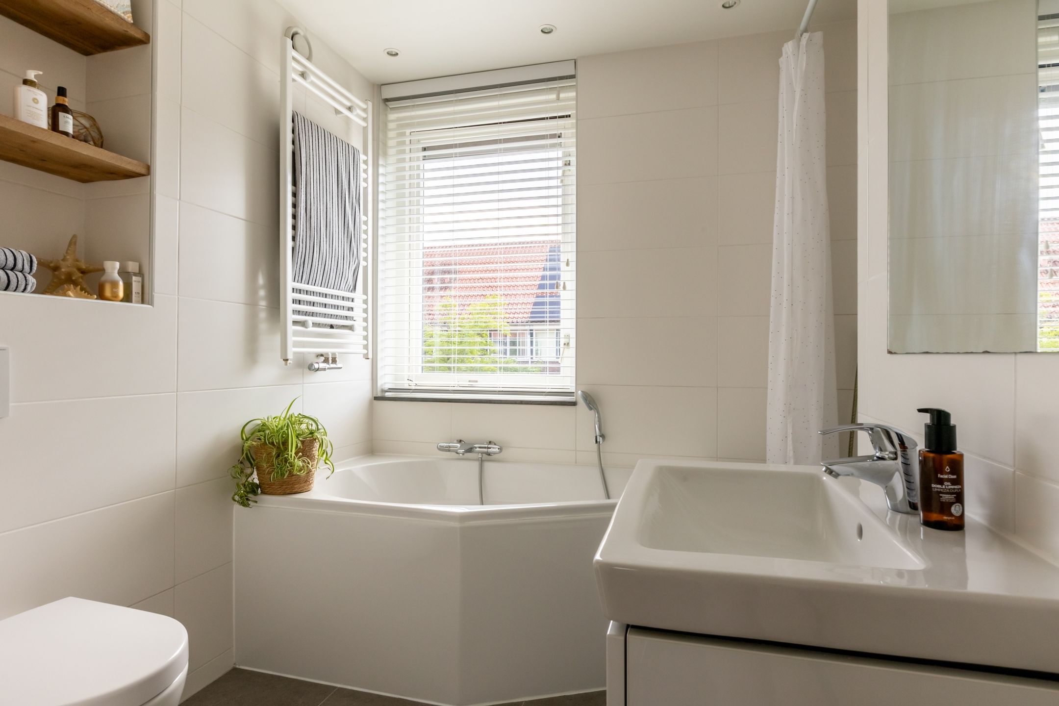 Photo 36 of Bernard Toon Gitsstraat 21