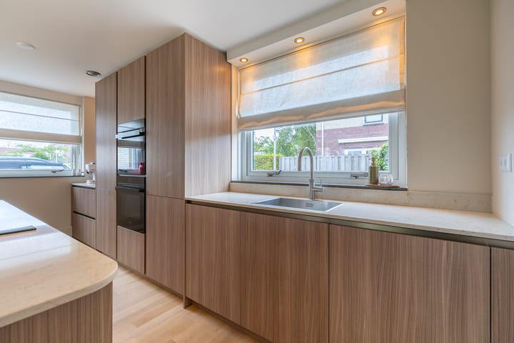 Hoekwoning te koop: Warmoezerij 18, Alphen Aan Den Rijn