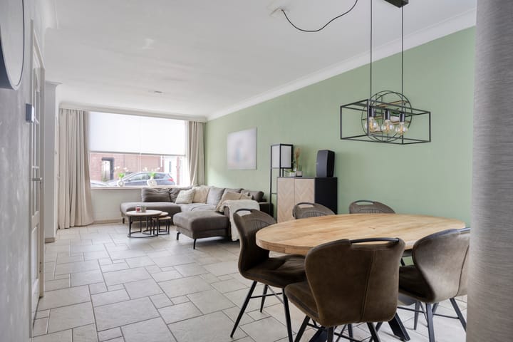 Tussenwoning te koop: Van Goorstraat 26, Tilburg