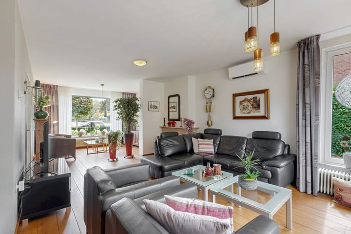 Vrijstaande woning te koop: Suikerdoossingel 26, Maasbracht