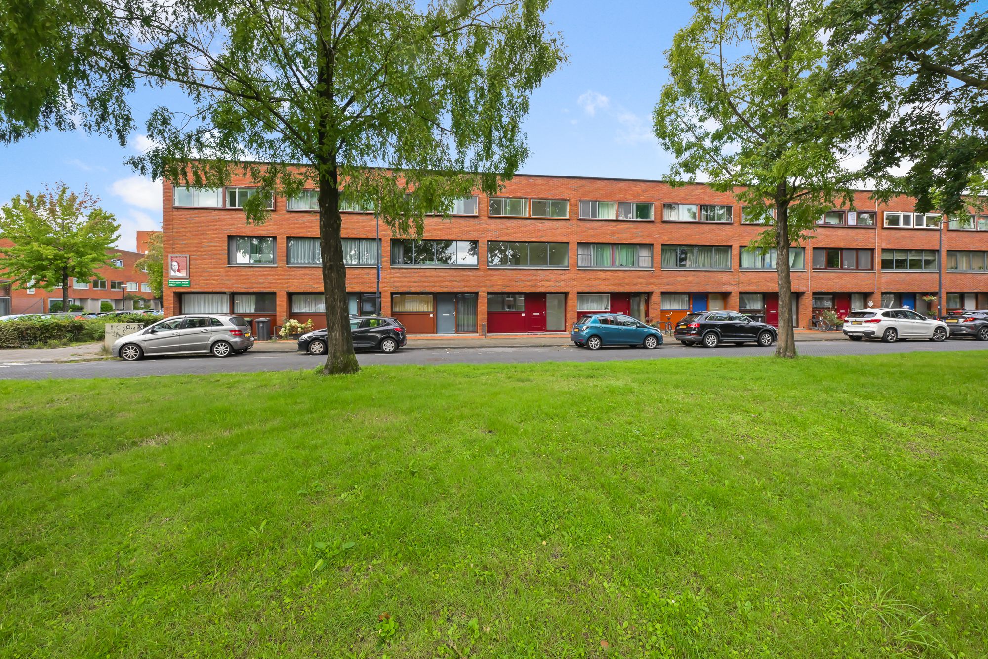 Foto 42 van Raden Adjeng Kartinistraat 41