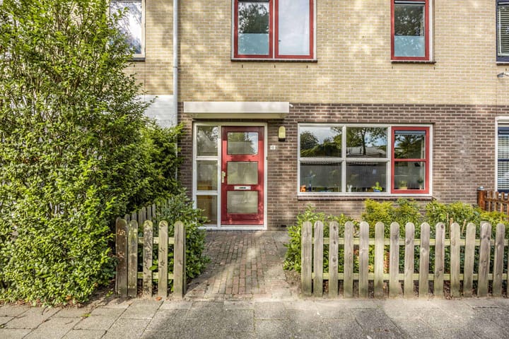 Foto 4 van Rhônestraat 10