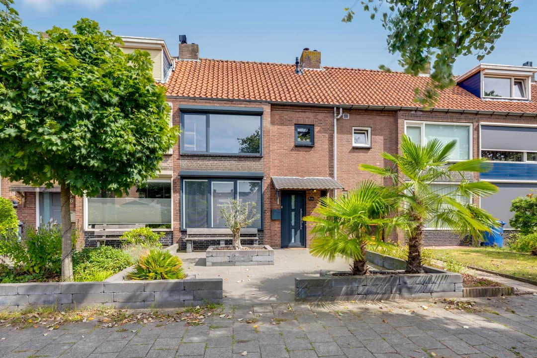 Photo 1 of Drossaardstraat 14