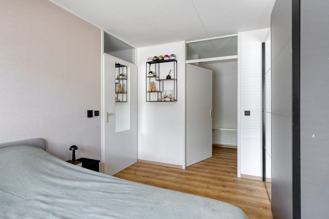 Photo 11 of Leharstraat 6-A