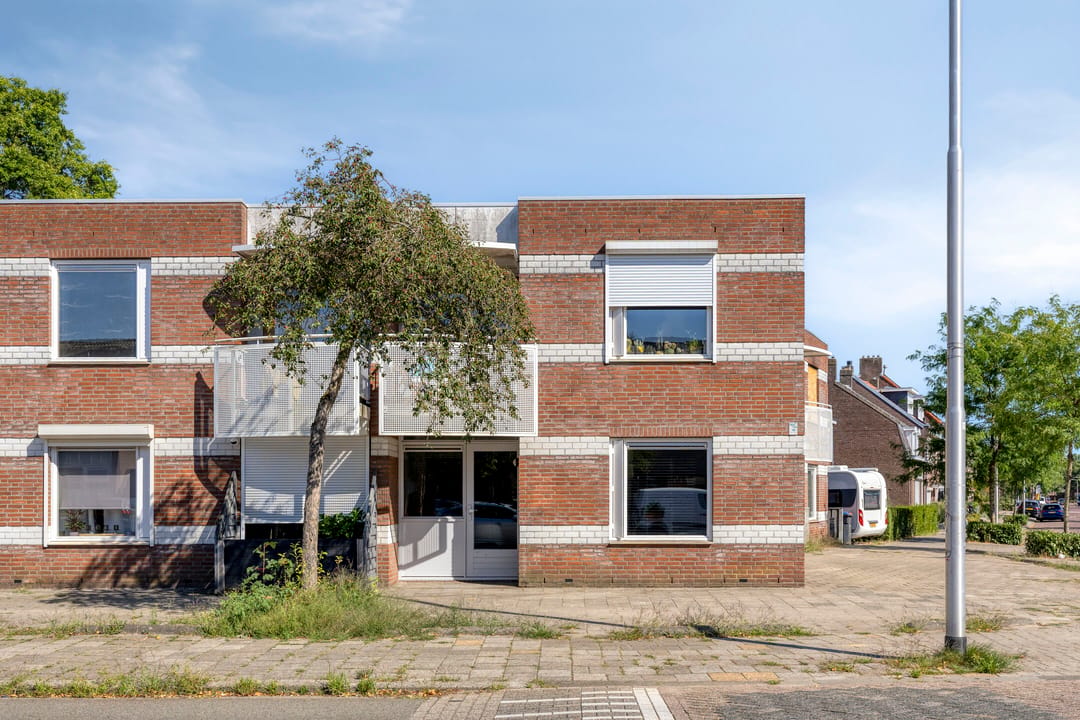 Photo 1 of Leharstraat 6-A