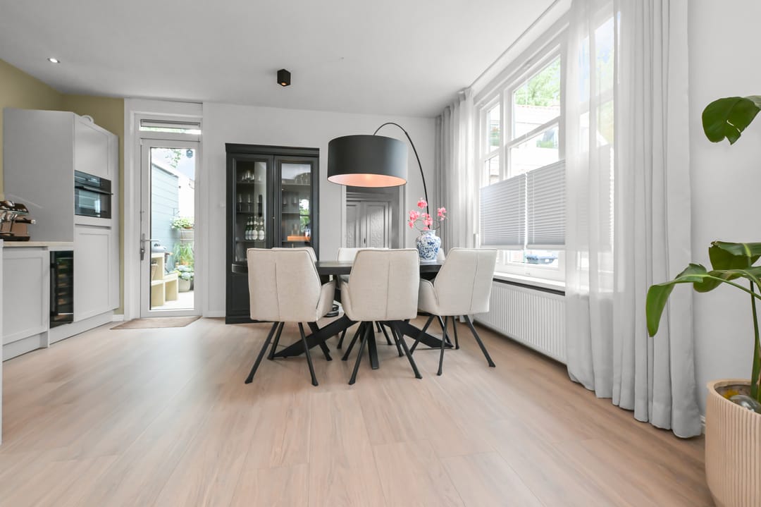 Photo 7 of Parkstraat 28