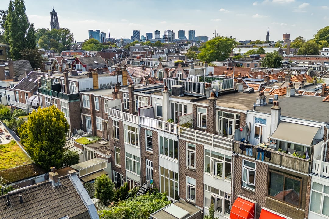Photo 41 of Obrechtstraat 17-BS