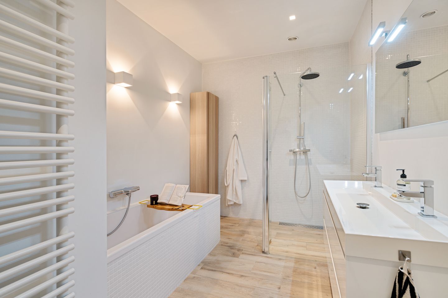 Photo 4 of Obrechtstraat 17-BS