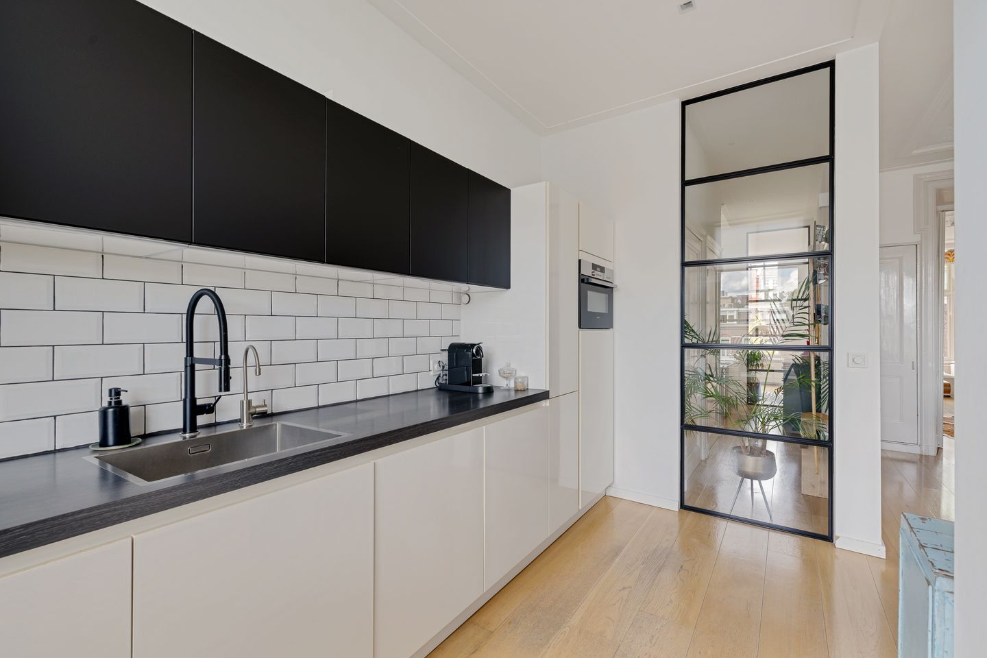 Photo 20 of Obrechtstraat 17-BS