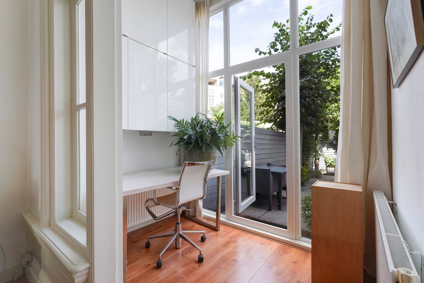 Photo 25 of Van Kinsbergenstraat 73