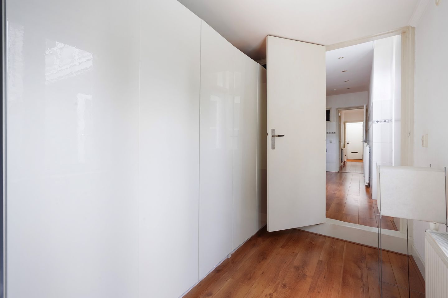 Photo 34 of Van Kinsbergenstraat 73