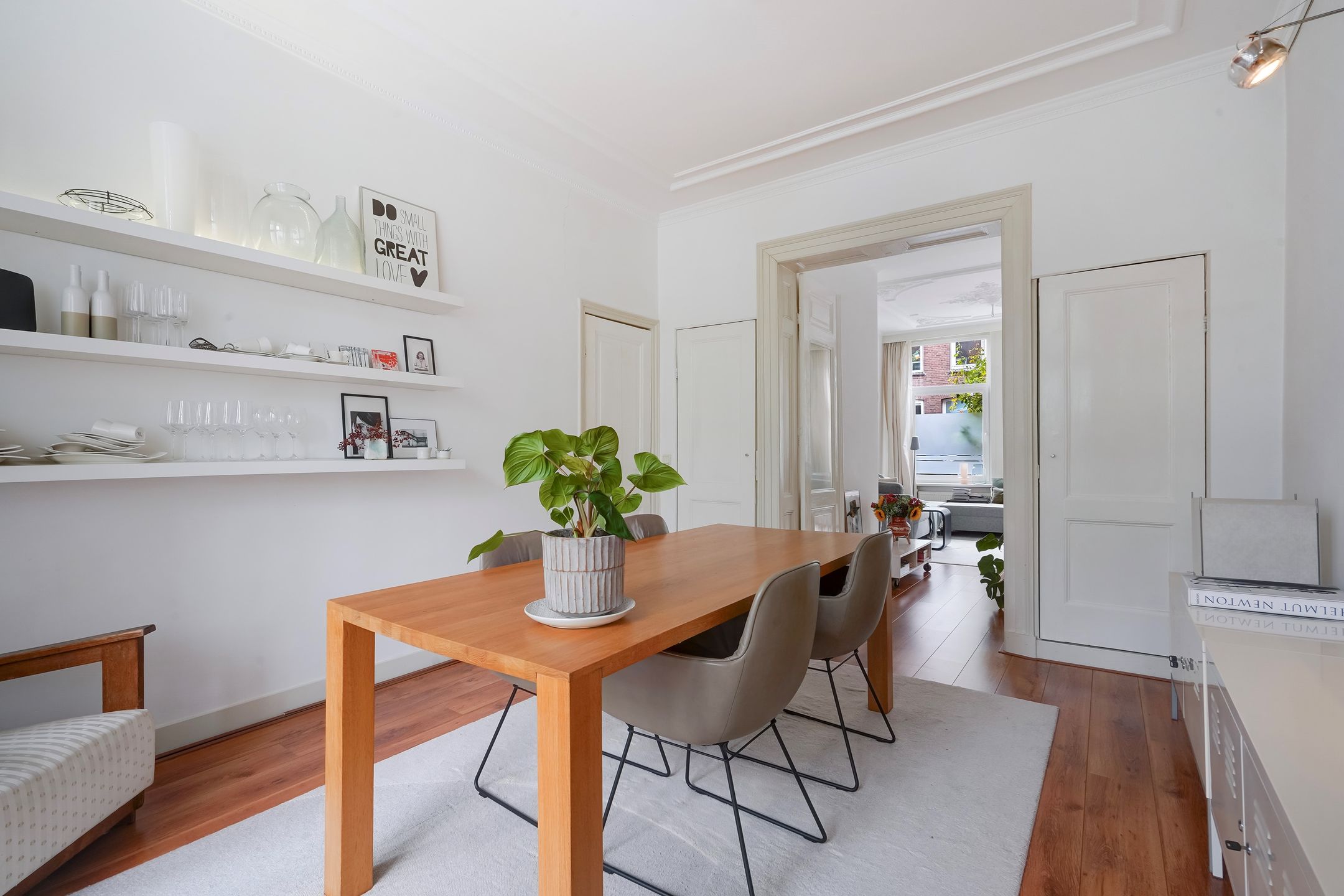 Photo 21 of Van Kinsbergenstraat 73