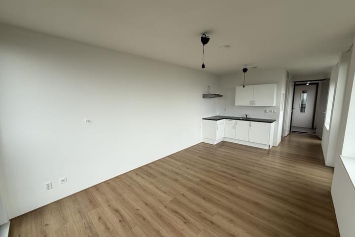 Studio te huur: Elizabeth Cady Stantonplein 519, Amsterdam