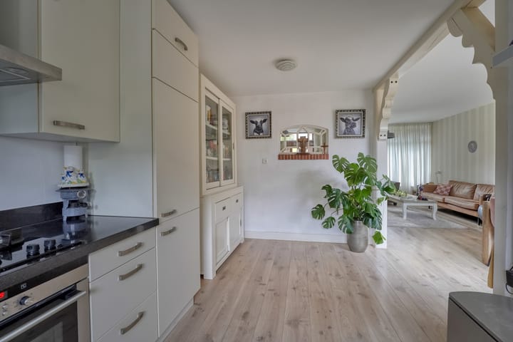 Tussenwoning te koop: Leliestraat 23, Katwijk (Zh)