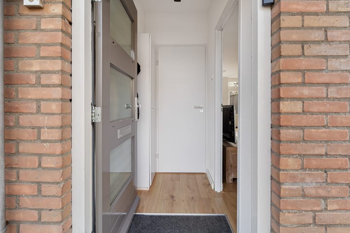 Tussenwoning te koop: van Kinsbergenstraat 27, Dongen