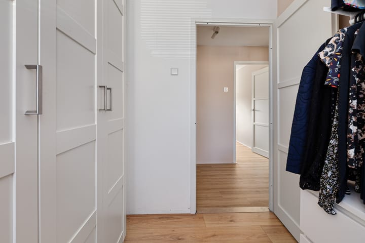 Tussenwoning te koop: van Kinsbergenstraat 27, Dongen