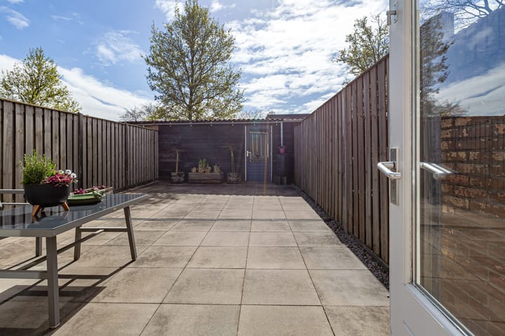 Tussenwoning te koop: van Kinsbergenstraat 27, Dongen