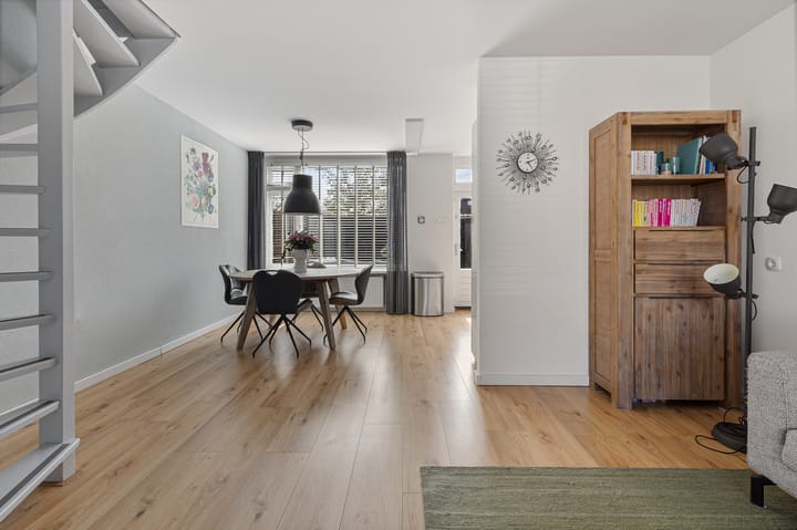 Tussenwoning te koop: van Kinsbergenstraat 27, Dongen