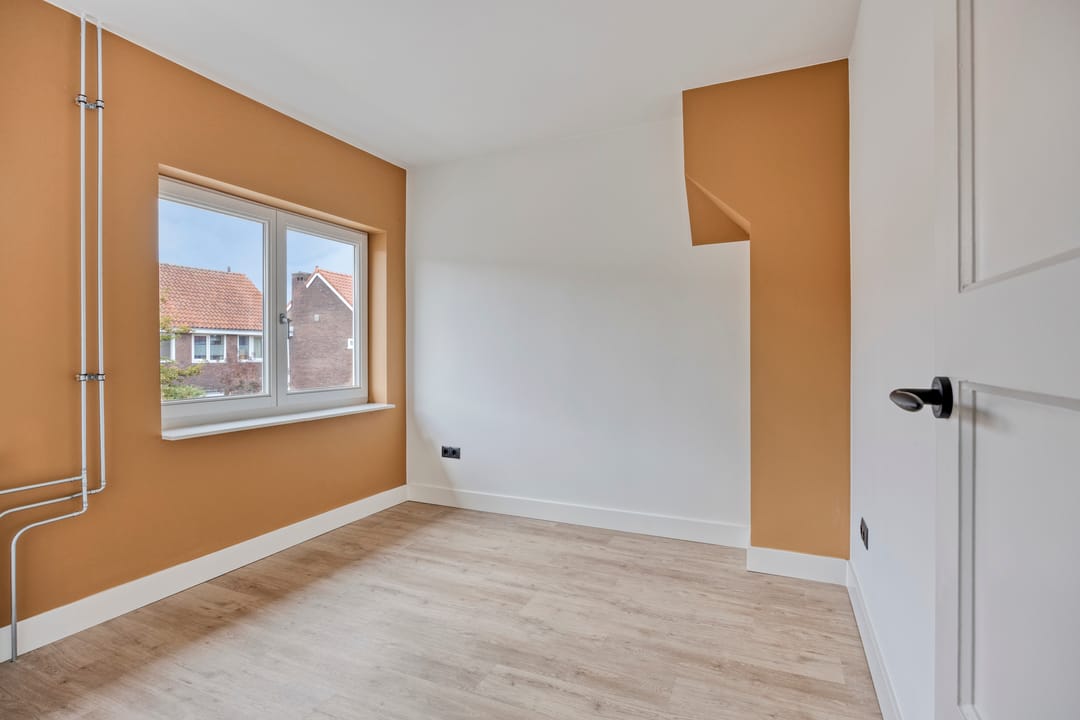 Photo 32 of Ganzebloemstraat 13